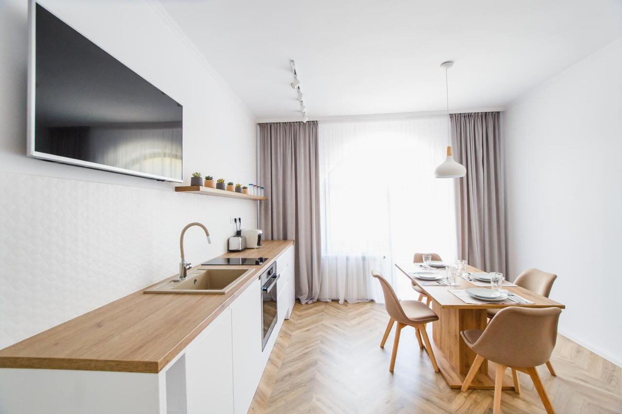 Rya Residence Oradea Eksteriør bilde